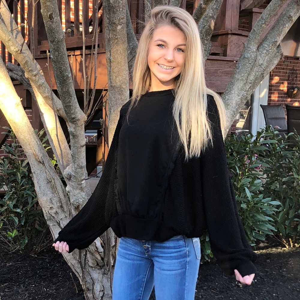 Umgee Long sleeve knit top with ruffle detail